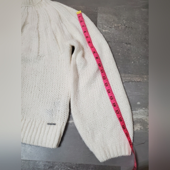 NWT Abercrombie & Fitch Womens Fuzzy Mock Neck Sweater. Cream/White. Knit. XL. - Picture 9 of 11